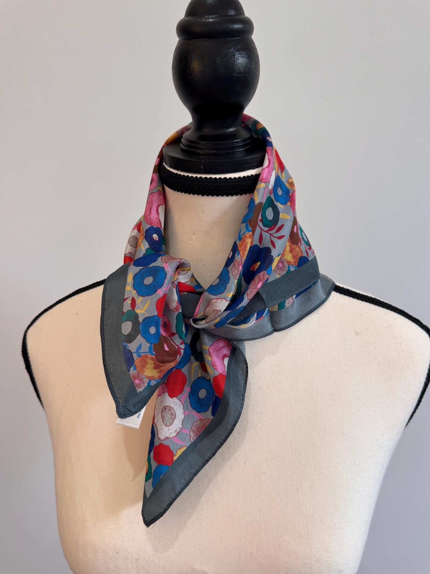 Multicolor Floral Grey Silk Scarf – Lightweight Bandana, Summer Hair Wrap, Abstract Travel Trendy Neckerchief