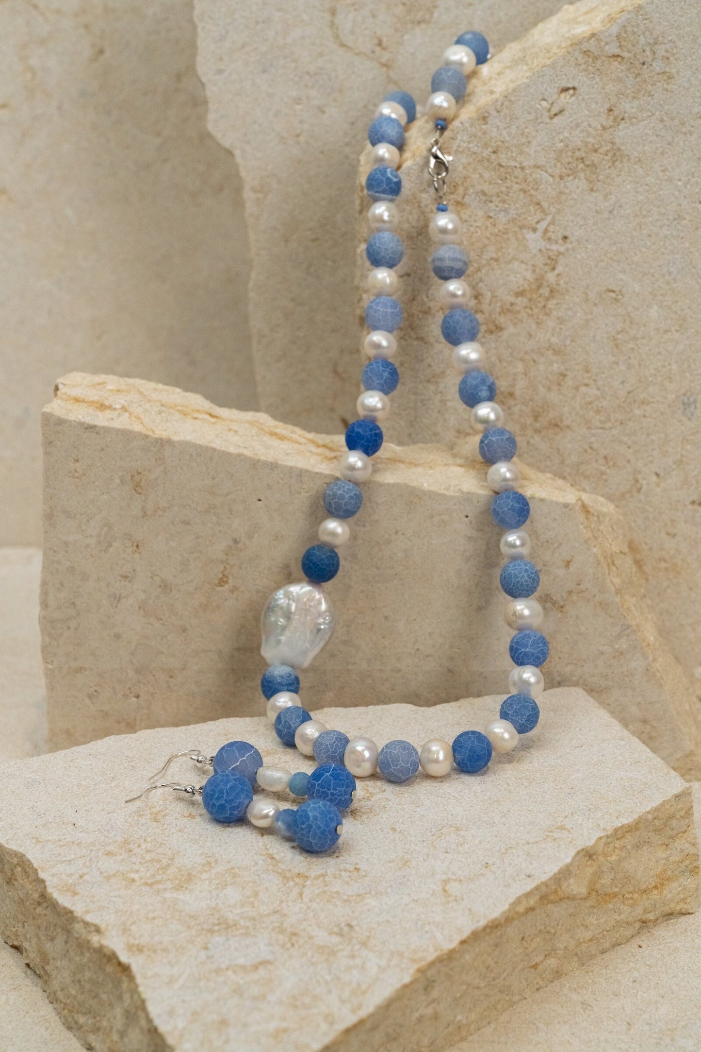 Frosted Agate & Freshwater Pearls Jewellery Set