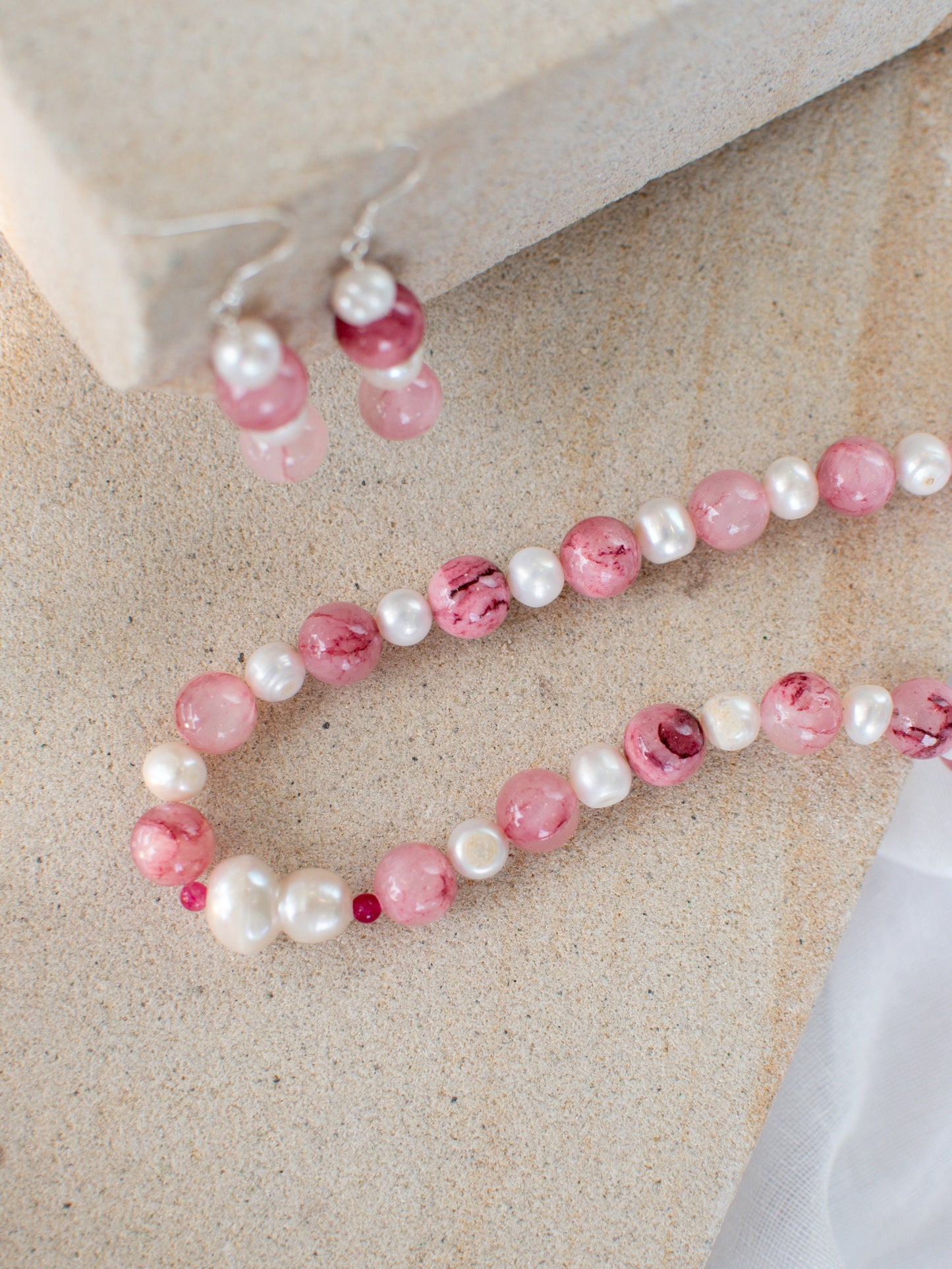 Pink Glass and Pearls Beaded Jewellery