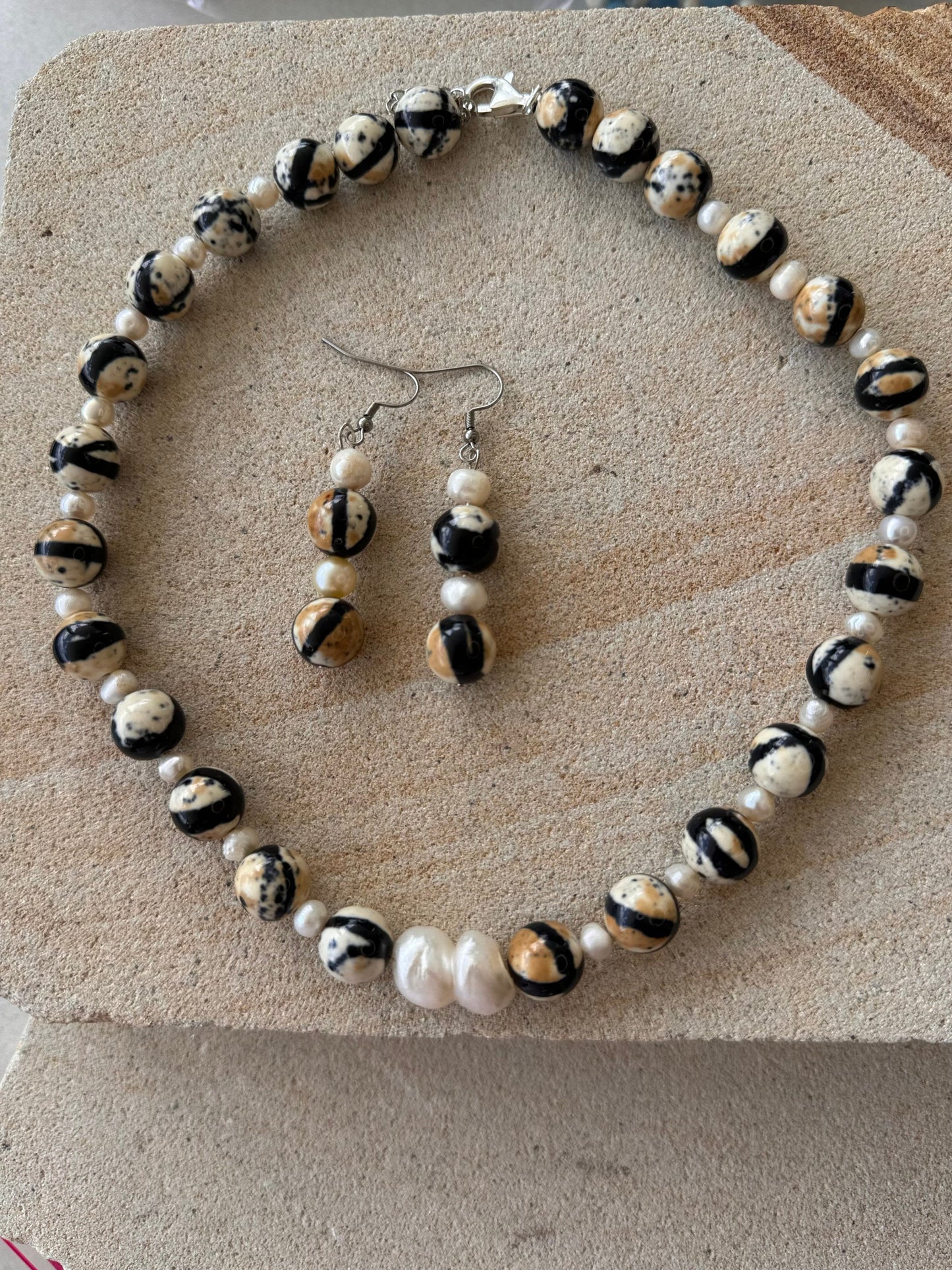 Round Rain Flower Beaded Jewellery Set