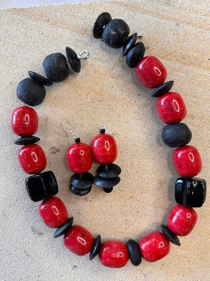Large Black Acrylic Beaded Jewellery Set