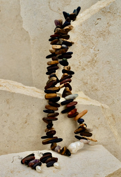 Brown Stone Tooth Stick Dagger Jewellery