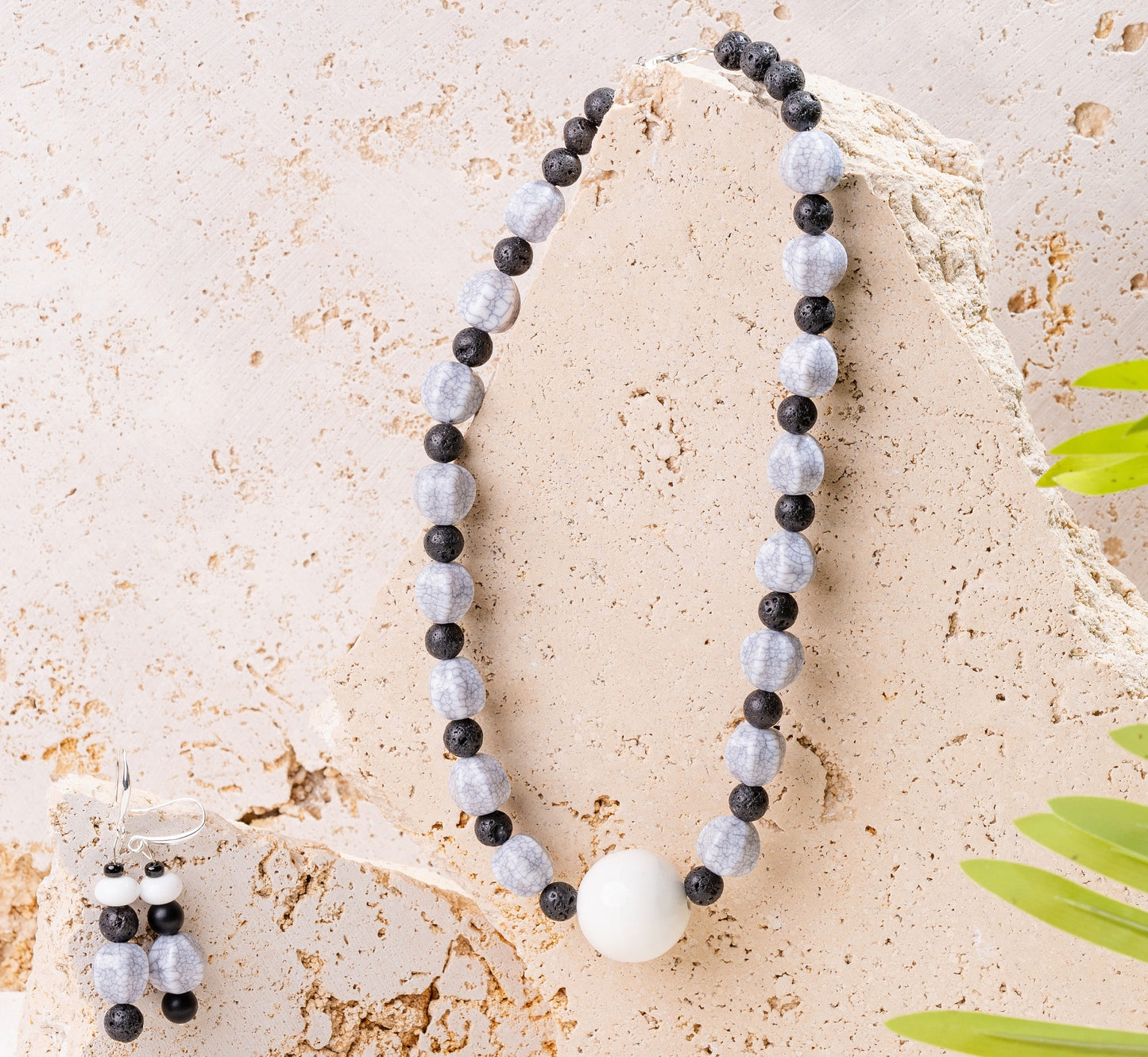 Grey White Faux Stone Acrylic Bevelled Melon Beaded Jewellery