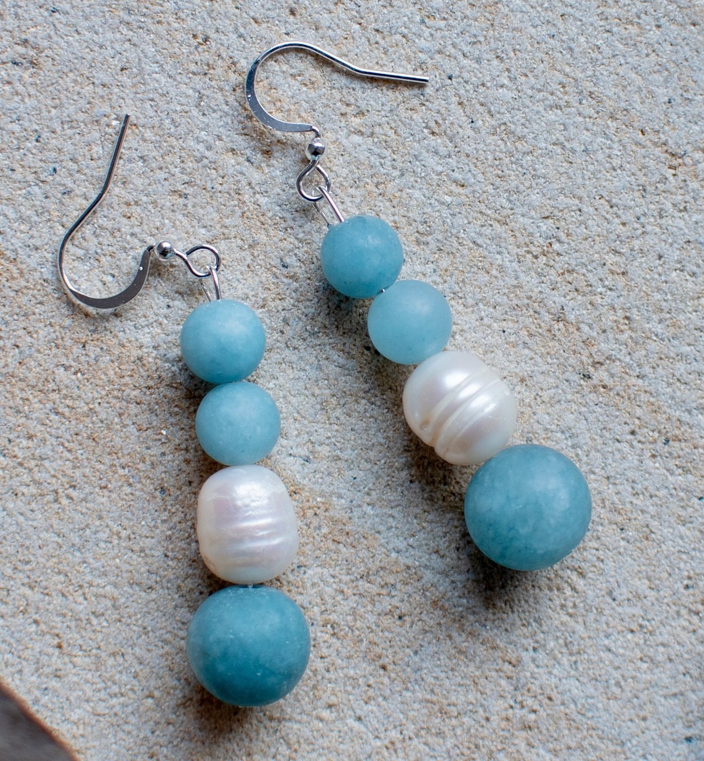 Striped Agate Beads and Freshwater Pearls Jewellery Set